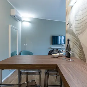 https://beplace-apartments-in-chinatown.it-lombardy.com